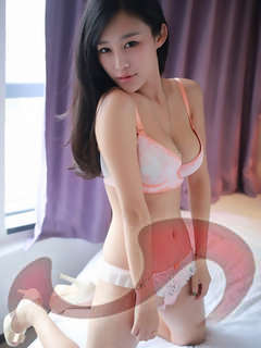 Asia Girls: Bild Asia Girl QinQin in Wien Asia Girls: Bild Asia Girl QinQin in Wien