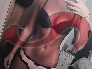 Bild zu Lary, Junges Top Girl