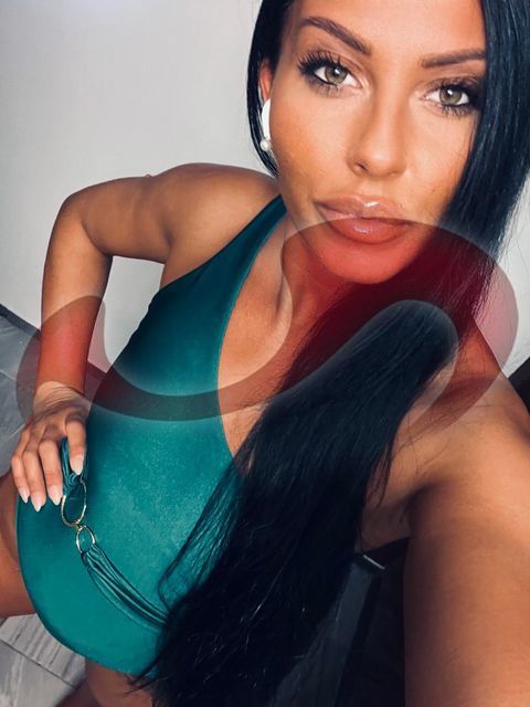 Massage Studios | Erotikmassage: Bild Kim, sterreicherin in Leonding