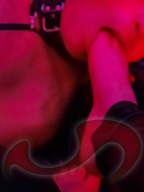 Bild zu App.6, 1.OG, Mistress-Barbara-Columbien