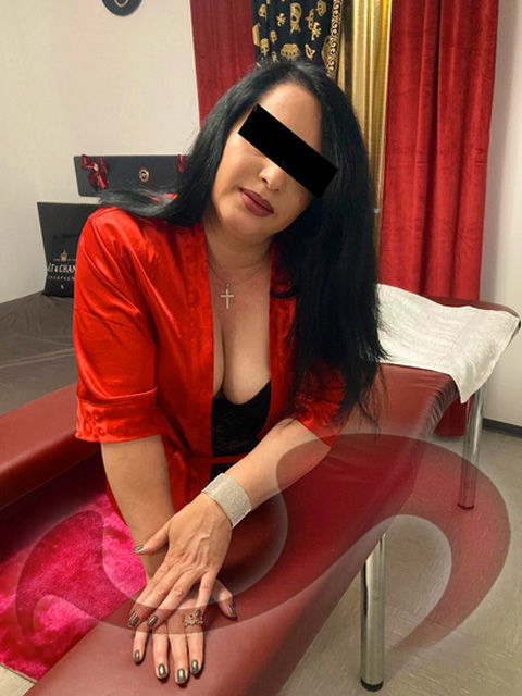 Bild zu Chantal, Massagegirl