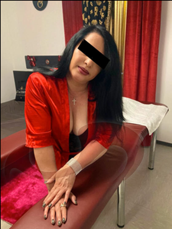 Bild zu Chantal, Massagegirl