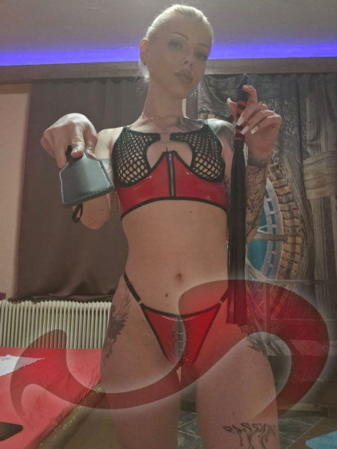 Girls | Models | Callgirls: Bild Svetlana in St. Valentin