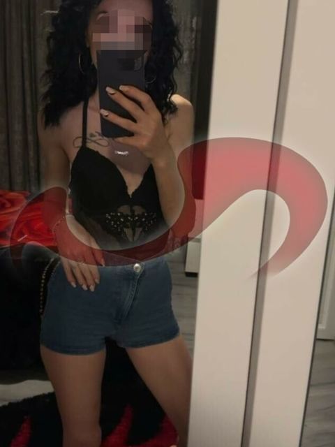 Bild zu Laura, Hot Lady NEU