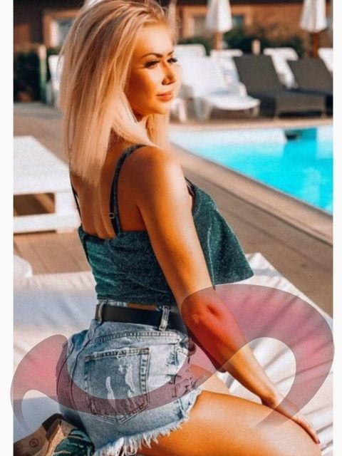 Girls | Models | Callgirls: Bild Anabell in St. Valentin