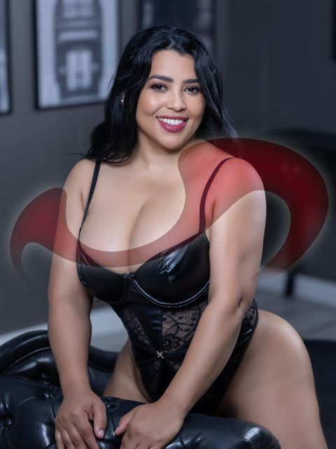 Girls | Models | Callgirls: Bild Kiara neu im Haus in Ottensheim