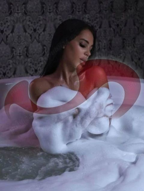 Girls | Models | Callgirls: Bild Selena in Klagenfurt
