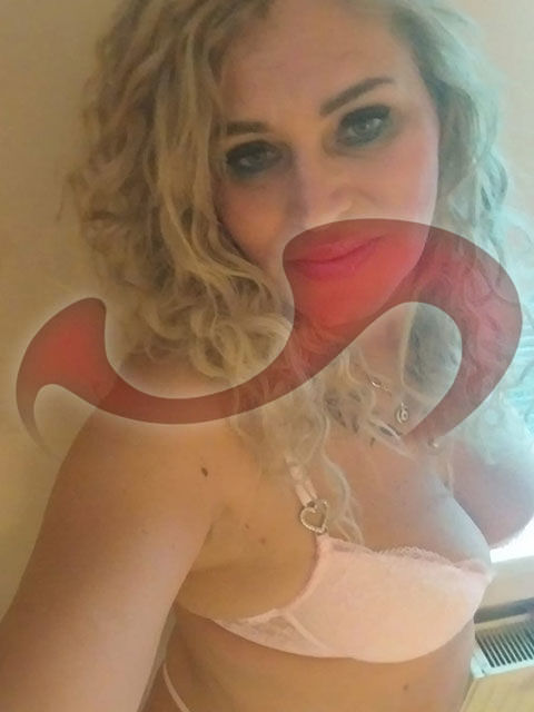 Girls | Models | Callgirls: Bild Melinda X in Kemmelbach