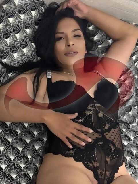 Girls | Models | Callgirls: Bild Julia in Graz