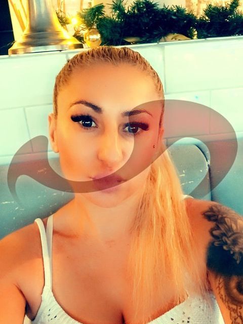 Girls | Models | Callgirls: Bild Deea in Wien