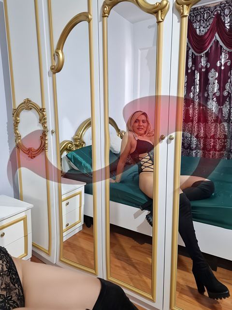Girls | Models | Callgirls: Bild Selena in Theresienfeld
