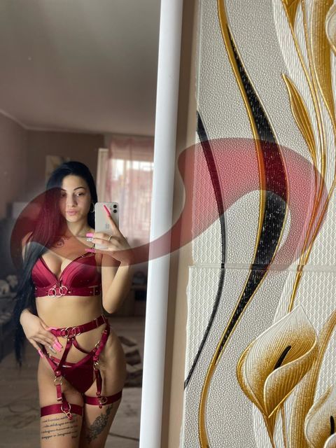 Girls | Models | Callgirls: Bild Leticia in Puchenau 