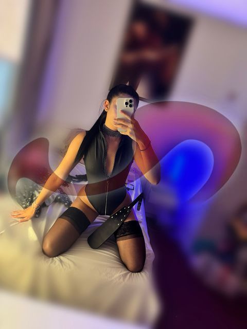 Girls | Models | Callgirls: Bild Roberta in Braunau