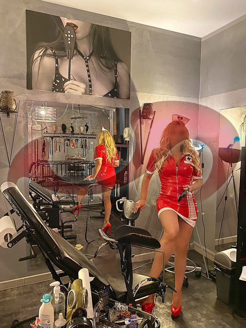 Girls | Models | Callgirls: Bild Izablla Bizarr in Drrenmoos