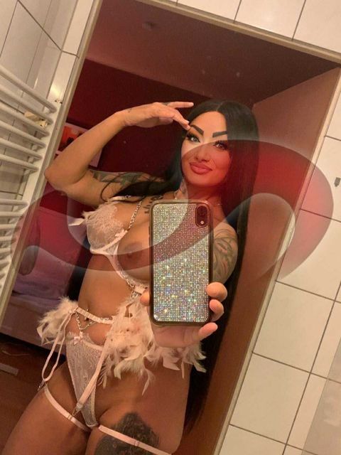 Girls | Models | Callgirls: Bild Antonia neu im Haus in Ottensheim