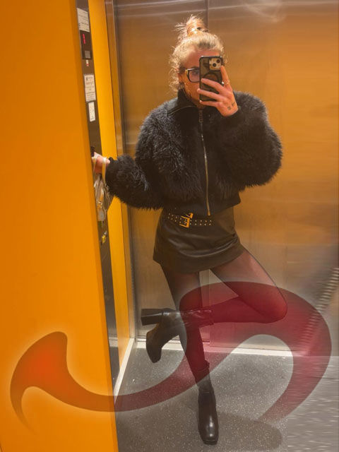 Girls | Models | Callgirls: Bild Trixi, 24 J. - NEU IM HAUS! in Linz