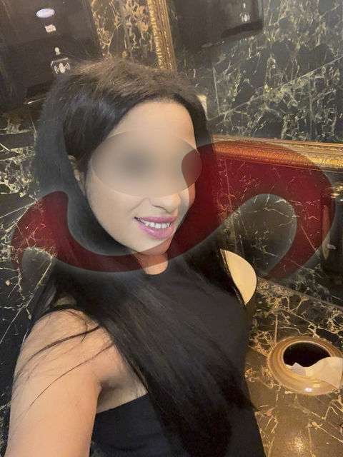 Girls | Models | Callgirls: Bild Simone in D�rrenmoos