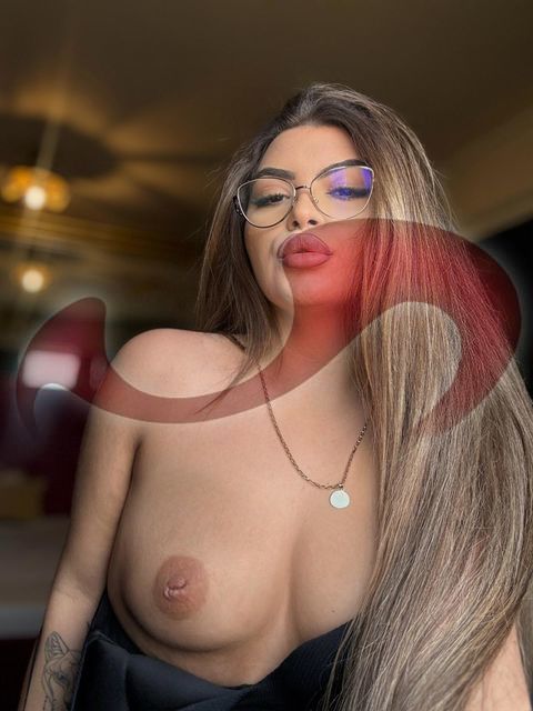 Girls | Models | Callgirls: Bild Lora in Bruck an der Mur