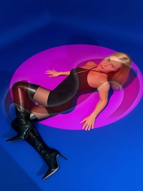 Girls | Models | Callgirls: Bild Anna in Pasching