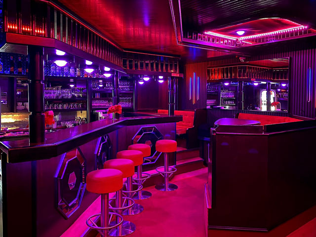 Laufhaus | Laufh�user: Bild Laufhaus & Nightclub - HERZL BAR in Leonding
