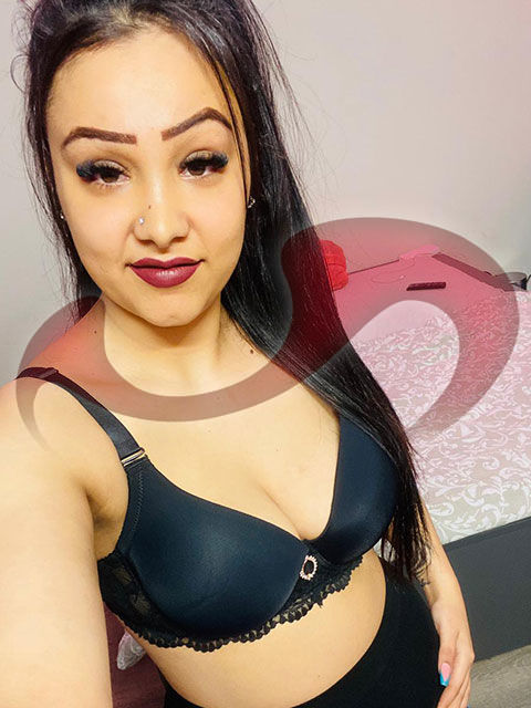 Girls | Models | Callgirls: Bild Mirela E in Kemmelbach