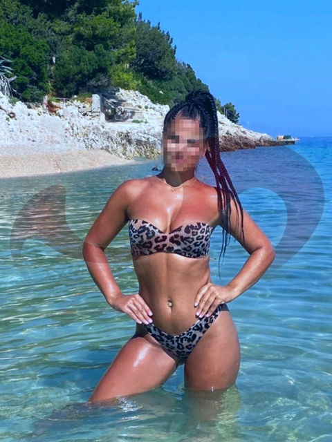  - Privathuser | Bordell:  Nicole  in Niederösterreich  / Brunn am Gebirge  , Anton Bruckner Gasse 13 