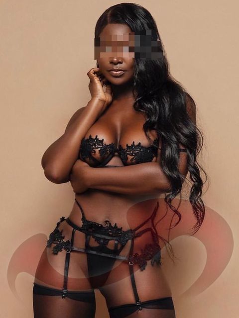  - Exotinnen | Latinas | Black Girls:  Paloma  in Oberösterreich  / Linz , Strachgasse 